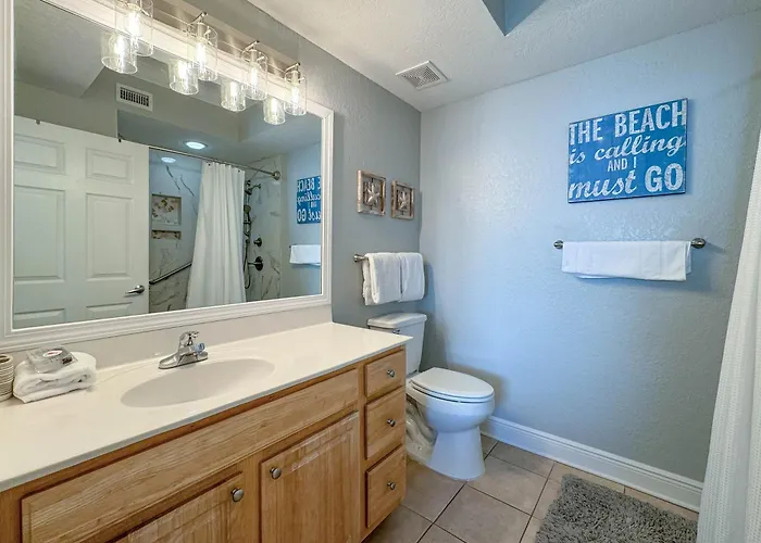 Crystal Shores West 906
