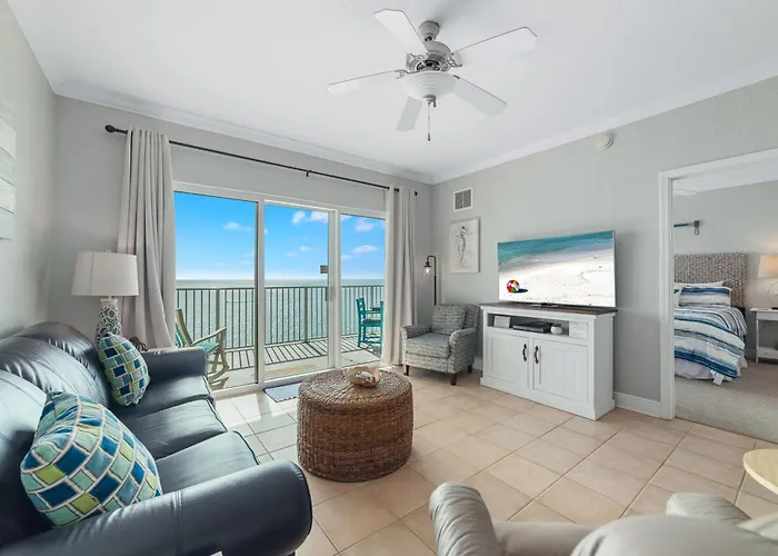 Holiday home Crystal Shores West 906